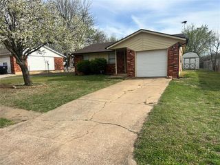 502 Holsey Drive, Noble, OK 73068