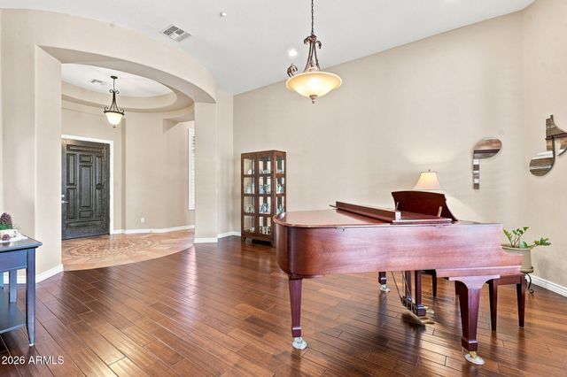 2538 W SHINNECOCK Way, Phoenix, AZ 85086