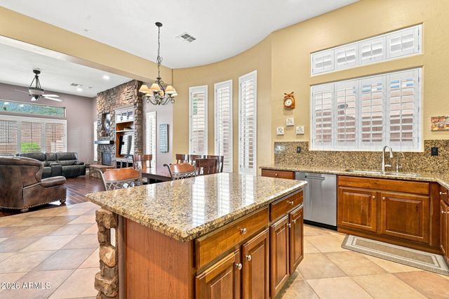 2538 W SHINNECOCK Way, Phoenix, AZ 85086