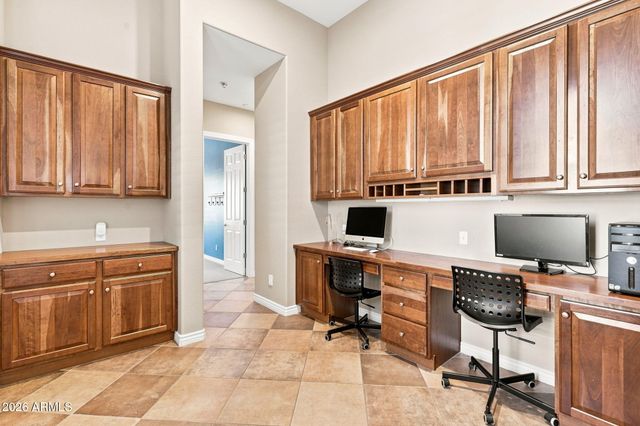 2538 W SHINNECOCK Way, Phoenix, AZ 85086