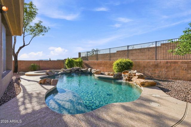 2538 W SHINNECOCK Way, Phoenix, AZ 85086