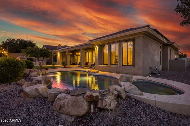 2538 W SHINNECOCK Way, Phoenix, AZ 85086