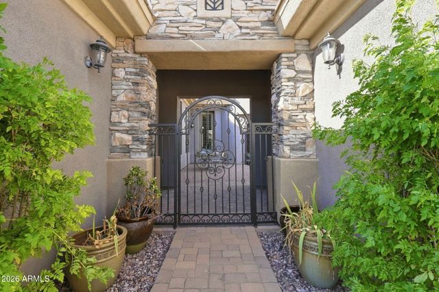 2538 W SHINNECOCK Way, Phoenix, AZ 85086