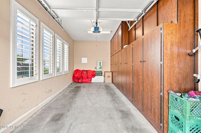 2538 W SHINNECOCK Way, Phoenix, AZ 85086
