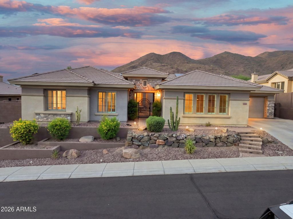 2538 W SHINNECOCK Way, Phoenix, AZ 85086 — photo 2