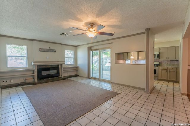 13115 Larkyorke, San Antonio, TX 78233
