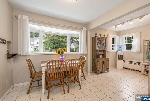 15 Kingwood Drive, Little Falls, NJ 07424