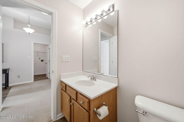 8933 Eli Dr, Louisville, KY 40291