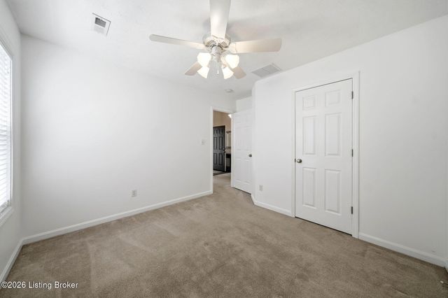 8933 Eli Dr, Louisville, KY 40291