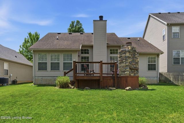 8933 Eli Dr, Louisville, KY 40291