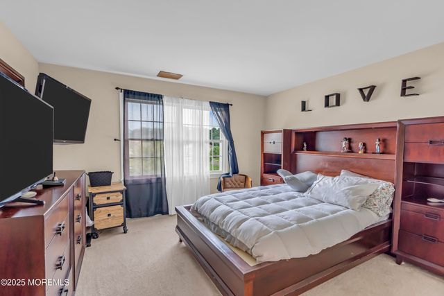 6 Bane Lane, New Egypt, NJ 08533