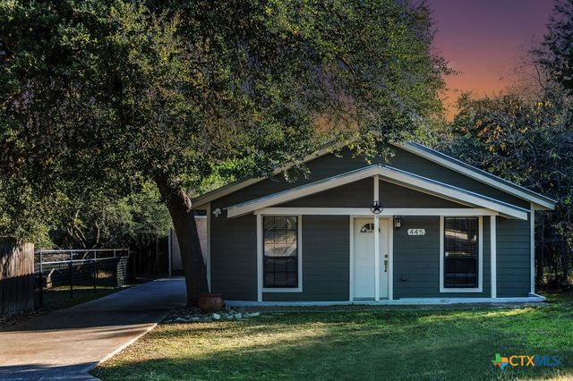 445 Scenic Hills Drive, Canyon Lake, TX 78133