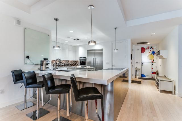 1505 Elm Street 1003, Dallas, TX 75201