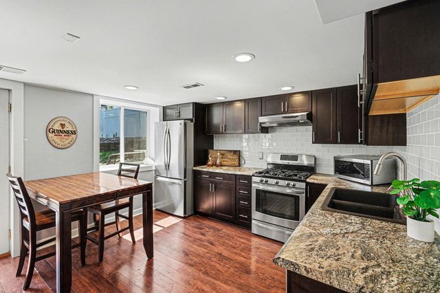 2409 Gilbert Lane, South Saint Paul, MN 55075