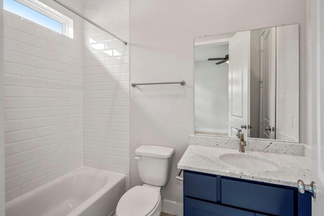 17307 Sunflower Petals Trail, Conroe, TX 77302