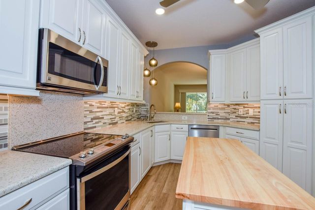 877 TARTAN DRIVE 102, Venice, FL 34293