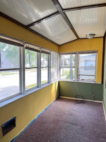 1033 JEFFERSON STREET, Oshkosh, WI 54901