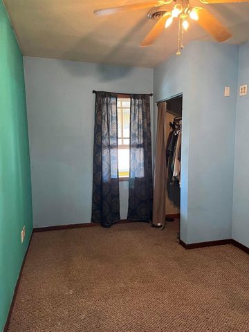 1033 JEFFERSON STREET, Oshkosh, WI 54901