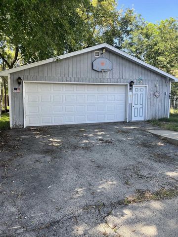 1033 JEFFERSON STREET, Oshkosh, WI 54901