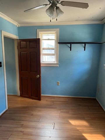 1033 JEFFERSON STREET, Oshkosh, WI 54901