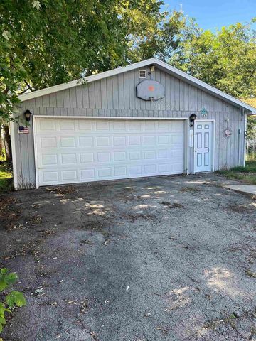 1033 JEFFERSON STREET, Oshkosh, WI 54901