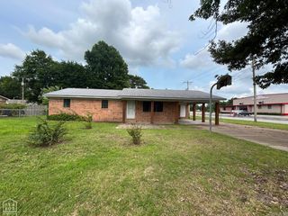 100 Susanne Street, Tuckerman, AR 72473