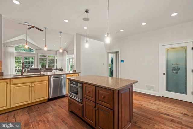 3174 MANOR RD, Huntingdon Valley, PA 19006