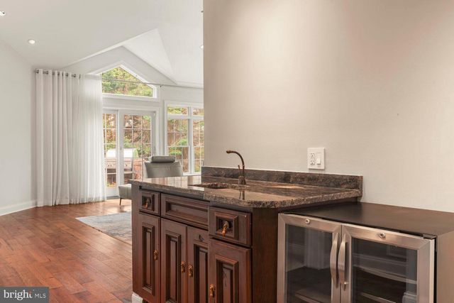 3174 MANOR RD, Huntingdon Valley, PA 19006