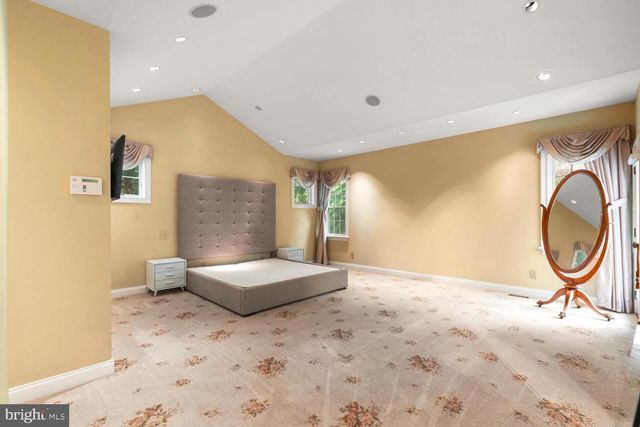 3174 MANOR RD, Huntingdon Valley, PA 19006
