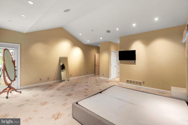 3174 MANOR RD, Huntingdon Valley, PA 19006