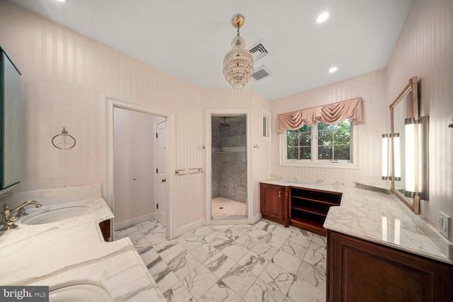3174 MANOR RD, Huntingdon Valley, PA 19006