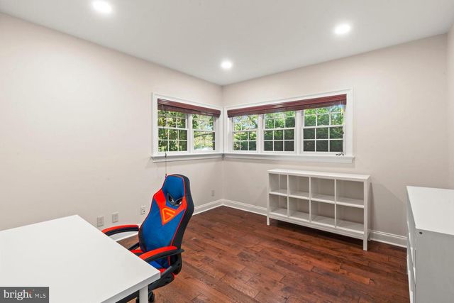 3174 MANOR RD, Huntingdon Valley, PA 19006