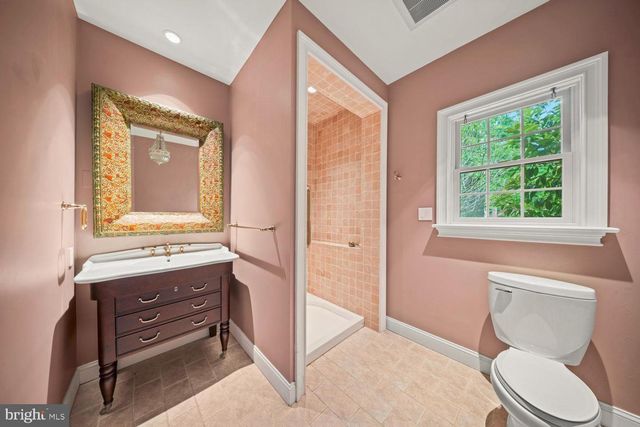 3174 MANOR RD, Huntingdon Valley, PA 19006