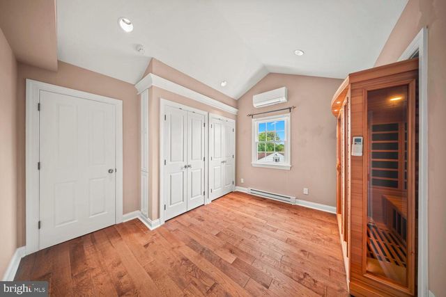 3174 MANOR RD, Huntingdon Valley, PA 19006