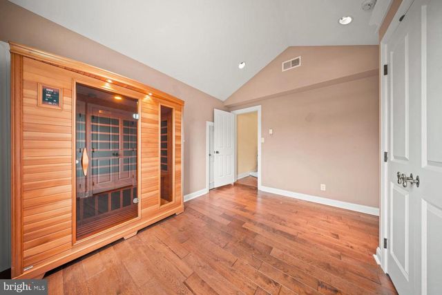 3174 MANOR RD, Huntingdon Valley, PA 19006