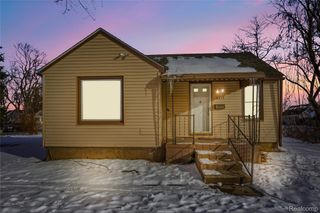 5315 Edgewood Street, Dearborn Heights, MI 48125