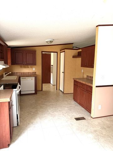 16447 Eddie Cannon Road, Andalusia, AL 36420