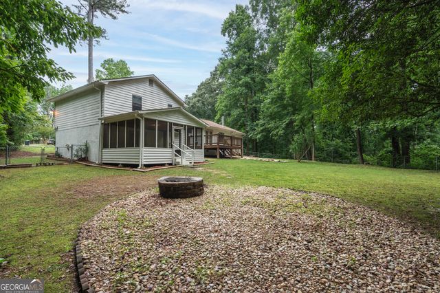 2423 Falcon Court, Lawrenceville, GA 30043