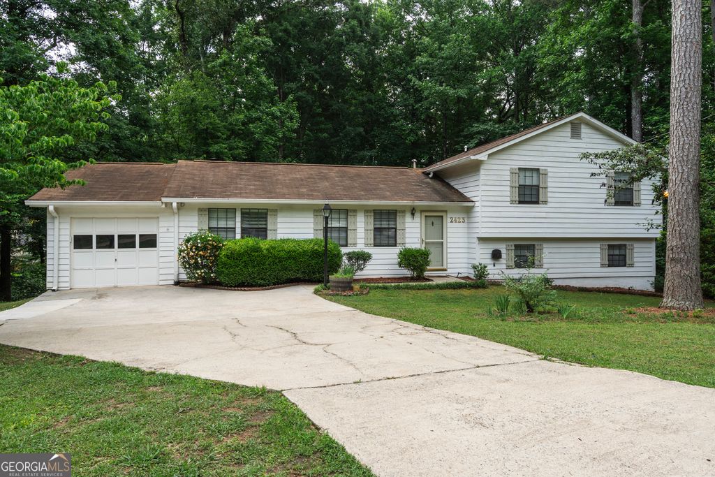 2423 Falcon Court, Lawrenceville, GA 30043