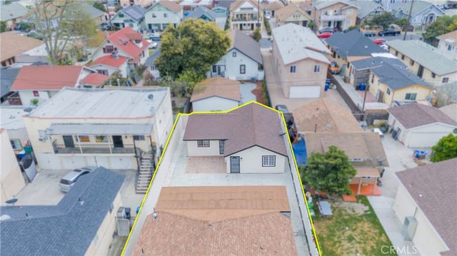 232 W 40th Place, Los Angeles, CA 90037