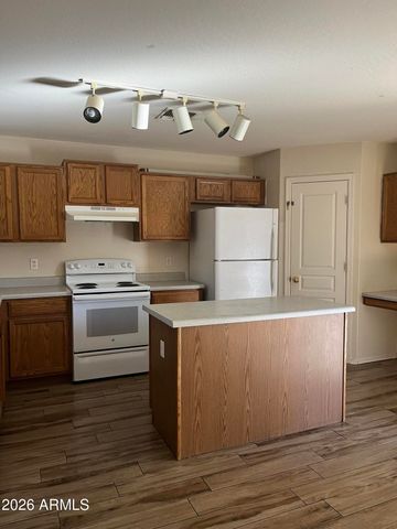 8065 N 109TH Lane, Peoria, AZ 85345