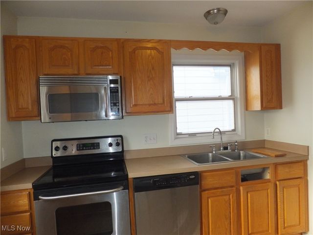 8301 Fernhill Avenue, Parma, OH 44129