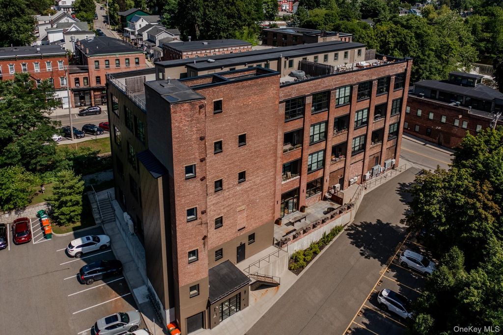 1 E Main Street 404, Beacon, NY 12508 — exterior