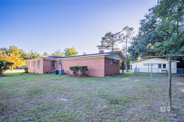 114 W Almyra Street, Bay Minette, AL 36507