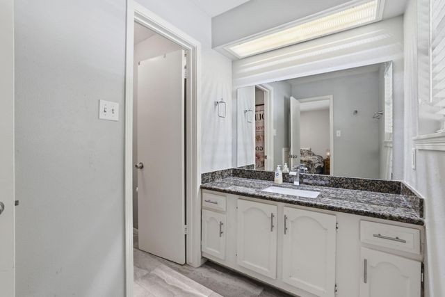 15822 Echo Hill Drive, Houston, TX 77059