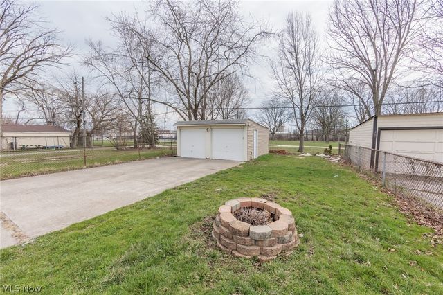 3563 W 97th Street, Cleveland, OH 44102