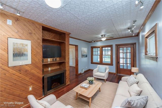 3563 W 97th Street, Cleveland, OH 44102