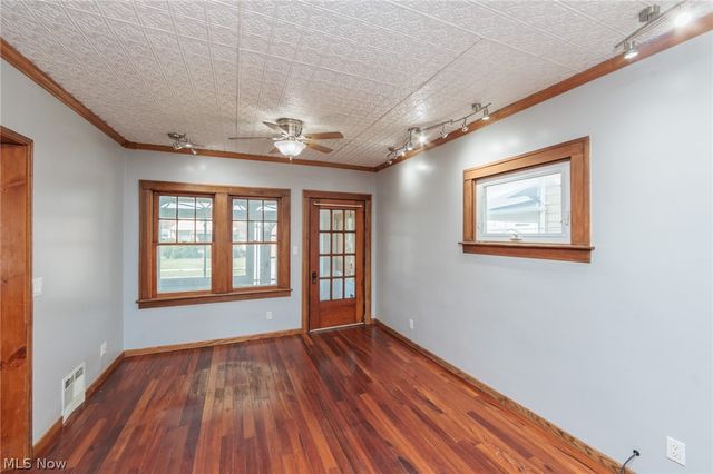 3563 W 97th Street, Cleveland, OH 44102