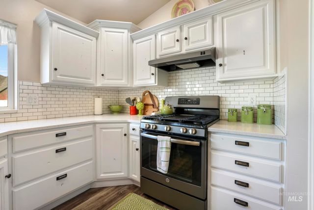 2723 Joshua Way, Twin Falls, ID 83301