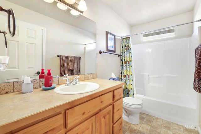 2723 Joshua Way, Twin Falls, ID 83301